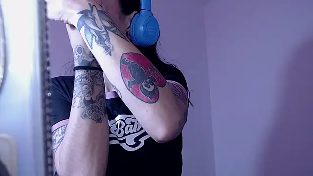 LusstCruella online show from July 2026 10:42:01 PM