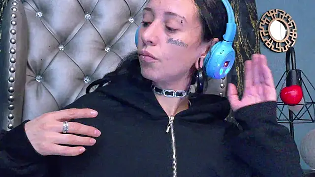 LusstCruella online show from April 2026 12:21:02 PM