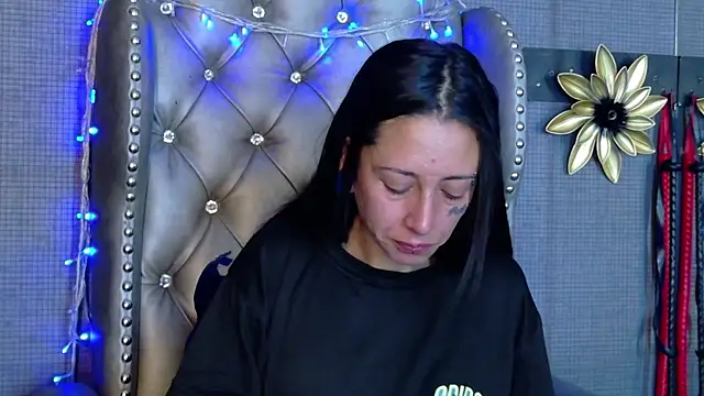 LusstCruella online show from January 2026 09:00:02 PM