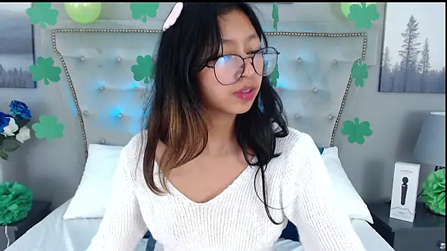 Yommi Winx online show from March 2025 09:56:02 AM