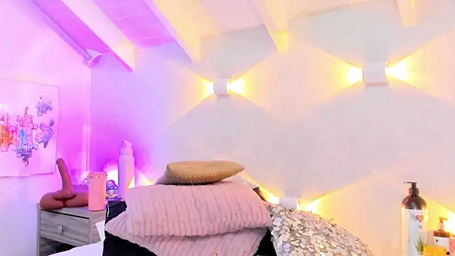 Martina Miiller online show from March 2026 12:27:02 PM