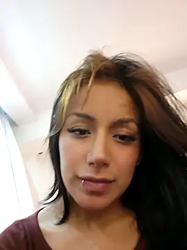 Lau1127 online show from April 2026 11:50:01 PM