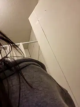 Lau1127 online show from September 2025 02:32:02 AM