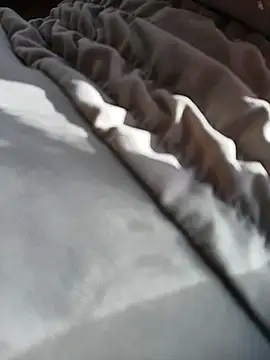 Snapshot of aurora_sky11 chatting on October 2025 03:22:02 PM aurora sky11 online show from October 2025 03:22:02 PM