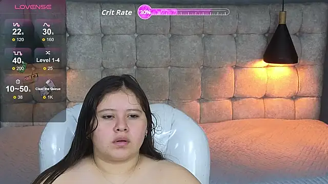 Laia and Aloby online show from December 2025 10:14:02 PM