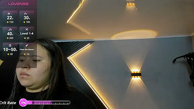 Laia and Aloby online show from June 2026 11:27:02 PM