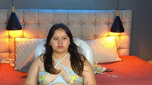 Laia and Aloby online show from February 2025 10:20:02 PM
