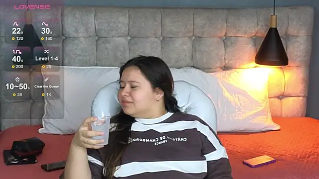 Laia and Aloby online show from January 2026 10:14:02 PM