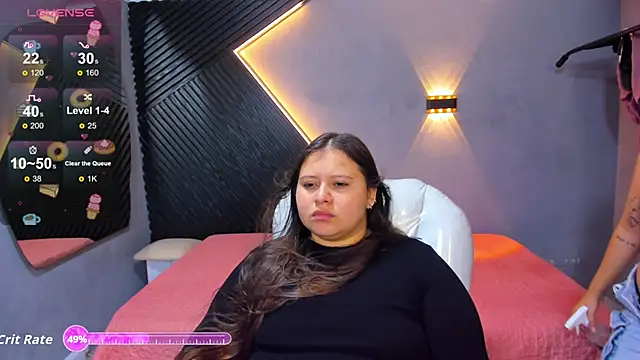 Laia and Aloby online show from June 2026 11:10:02 PM