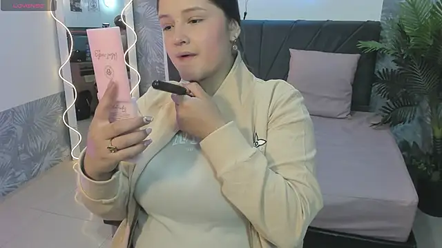 Krysstal tay online show from April 2026 11:59:02 AM