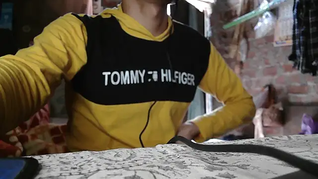 Dreamdaze2025 online show from April 2026 05:09:01 AM