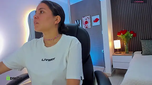 natasha  jackson online show from March 2026 11:32:02 AM