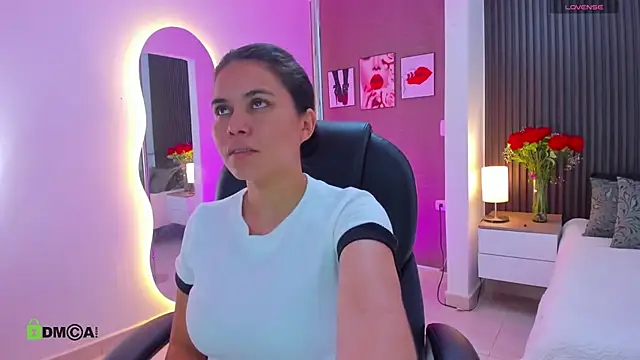 natasha  jackson online show from March 2026 01:01:02 PM