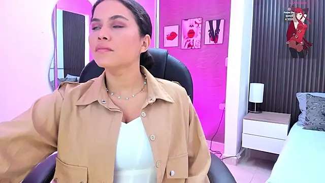 natasha  jackson online show from November 2025 12:38:01 PM