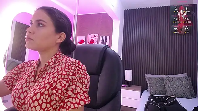 natasha  jackson online show from October 2025 12:37:02 PM