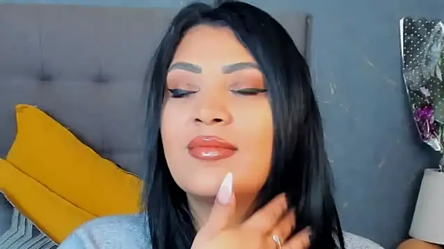 Snapshot of AmyCubes chatting on March 2026 06:28:02 AM AmyCubes online show from March 2026 06:28:02 AM