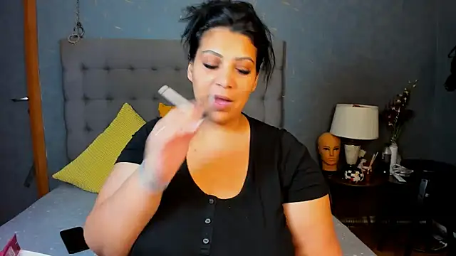 Snapshot of AmyCubes chatting on March 2026 04:05:02 AM AmyCubes online show from March 2026 04:05:02 AM