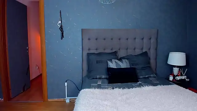 AmyCubes online show from November 2025 11:58:02 AM