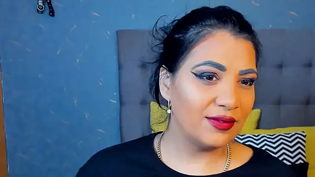 AmyCubes online show from November 2025 04:44:01 AM