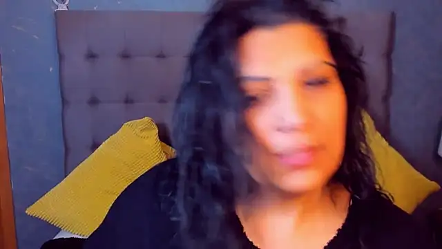 Snapshot of AmyCubes chatting on April 2026 03:02:02 AM AmyCubes online show from April 2026 03:02:02 AM