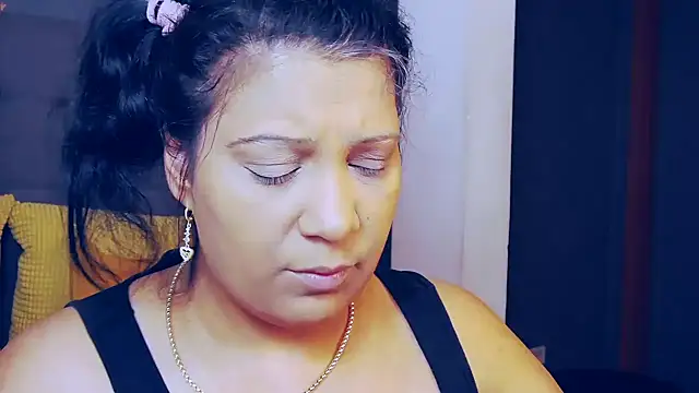 AmyCubes online show from May 2026 04:45:02 AM
