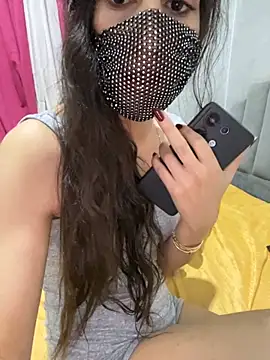 fatisexy online show from September 2025 06:47:01 PM