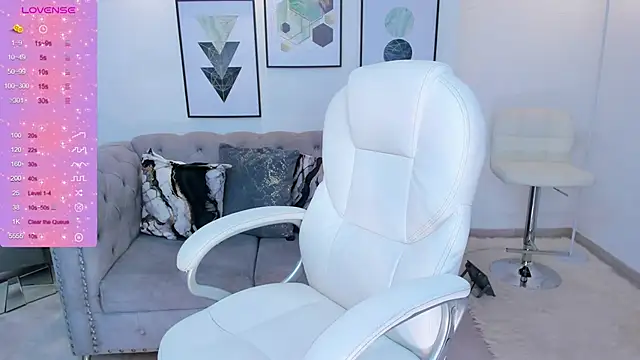 Snapshot of kendaall_jenner_ chatting on February 2025 05:15:01 AM kendaall jenner  online show from February 2025 05:15:01 AM