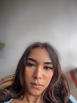 Nikol Rang   online show from November 2025 05:07:01 PM