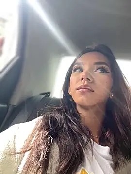 Nikol Rang   online show from October 2025 06:40:01 PM