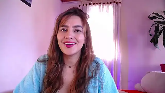 Lu perez online show from October 2025 05:05:01 PM