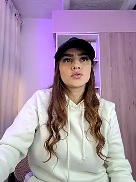Lu perez online show from May 2026 01:14:02 PM