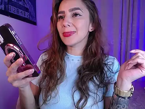 Snapshot of Lu_perez chatting on February 2026 02:17:02 AM Lu perez online show from February 2026 02:17:02 AM