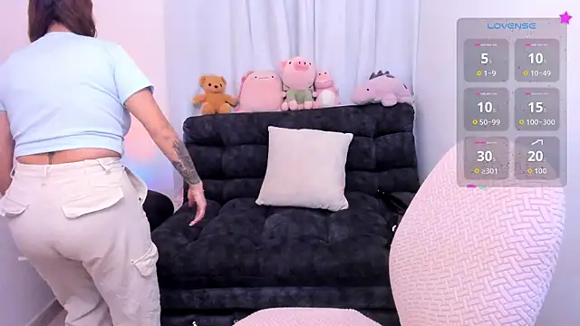 Lu perez online show from April 2026 01:28:02 PM