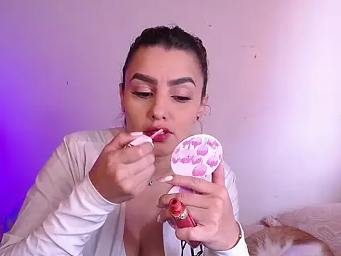 Lu perez online show from October 2025 07:04:02 PM