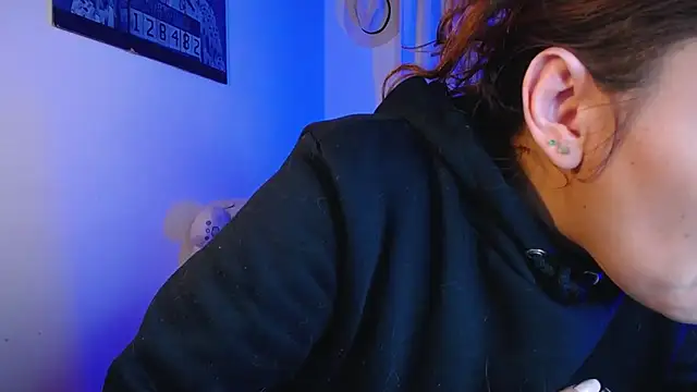 Lu perez online show from March 2026 11:17:01 PM