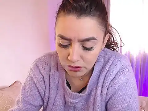 Lu perez online show from October 2025 05:13:02 PM