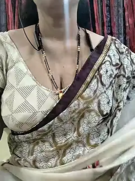 Snapshot of bhuvana555 chatting on November 2025 04:16:01 AM bhuvana555 online show from November 2025 04:16:01 AM