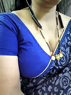 Snapshot of bhuvana555 chatting on May 2026 04:43:01 AM bhuvana555 online show from May 2026 04:43:01 AM