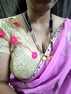 Snapshot of bhuvana555 chatting on April 2026 05:06:02 PM bhuvana555 online show from April 2026 05:06:02 PM
