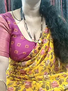 Snapshot of bhuvana555 chatting on October 2025 04:31:01 AM bhuvana555 online show from October 2025 04:31:01 AM