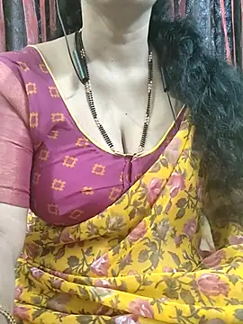 Snapshot of bhuvana555 chatting on November 2025 05:44:02 AM bhuvana555 online show from November 2025 05:44:02 AM