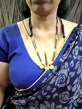 Snapshot of bhuvana555 chatting on April 2026 04:57:02 PM bhuvana555 online show from April 2026 04:57:02 PM