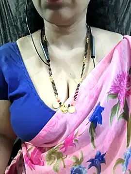 Snapshot of bhuvana555 chatting on May 2026 10:13:02 PM bhuvana555 online show from May 2026 10:13:02 PM