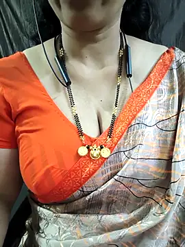 Snapshot of bhuvana555 chatting on April 2026 04:47:02 PM bhuvana555 online show from April 2026 04:47:02 PM
