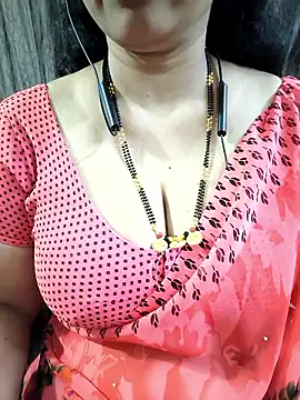 Snapshot of bhuvana555 chatting on May 2026 05:01:01 PM bhuvana555 online show from May 2026 05:01:01 PM