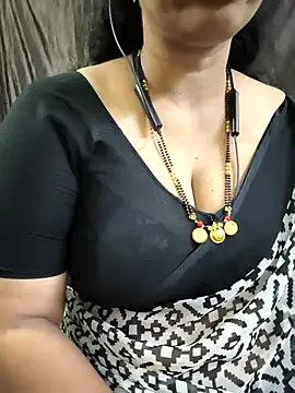 Snapshot of bhuvana555 chatting on April 2026 04:54:02 PM bhuvana555 online show from April 2026 04:54:02 PM