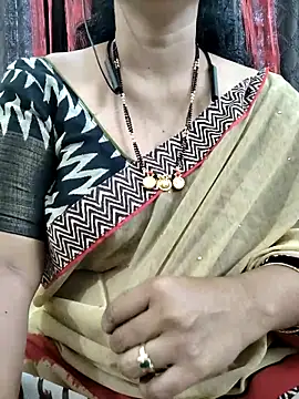 Snapshot of bhuvana555 chatting on September 2025 04:23:01 AM bhuvana555 online show from September 2025 04:23:01 AM