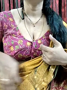 Snapshot of bhuvana555 chatting on November 2025 05:27:02 PM bhuvana555 online show from November 2025 05:27:02 PM