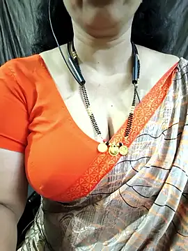 Snapshot of bhuvana555 chatting on May 2026 05:07:01 AM bhuvana555 online show from May 2026 05:07:01 AM