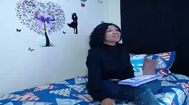 katty ebonny online show from December 2024 02:52:01 AM